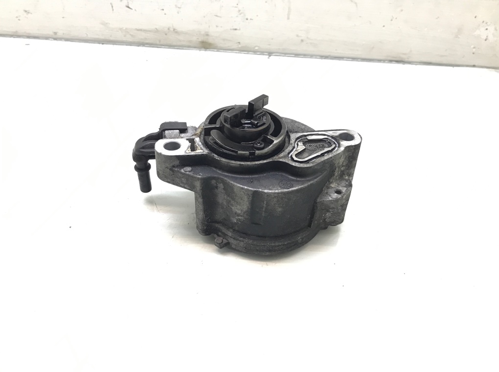 Насос вакуумный бу для Peugeot 207 1.6 HDi, 2010 г.