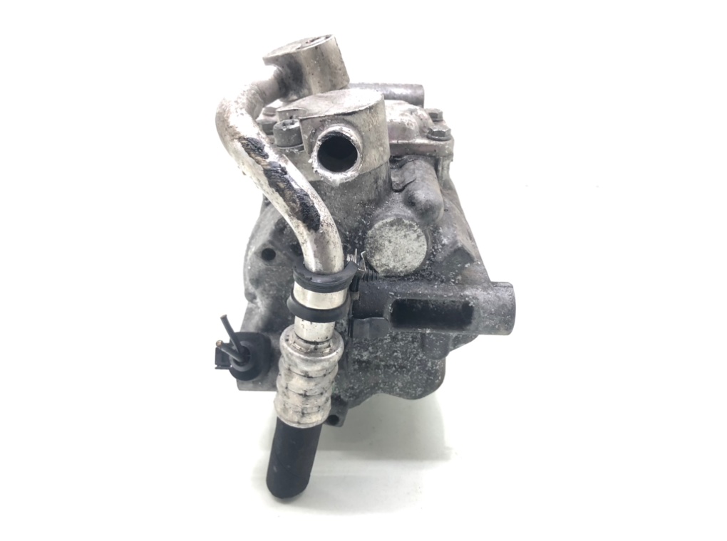 Компрессор кондиционера бу для Volkswagen Golf 5 2.0 TDi, 2005 г. Компрессор кондиционера бу для Volkswagen Golf 5 2.0 TDi, 2005 г.