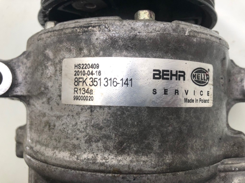 Компрессор кондиционера бу для Volkswagen Golf 5 2.0 TDi, 2005 г. Компрессор кондиционера бу для Volkswagen Golf 5 2.0 TDi, 2005 г.