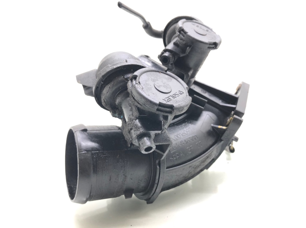 Заслонка дроссельная бу для Peugeot 407  2.0 HDi,  2005 г.