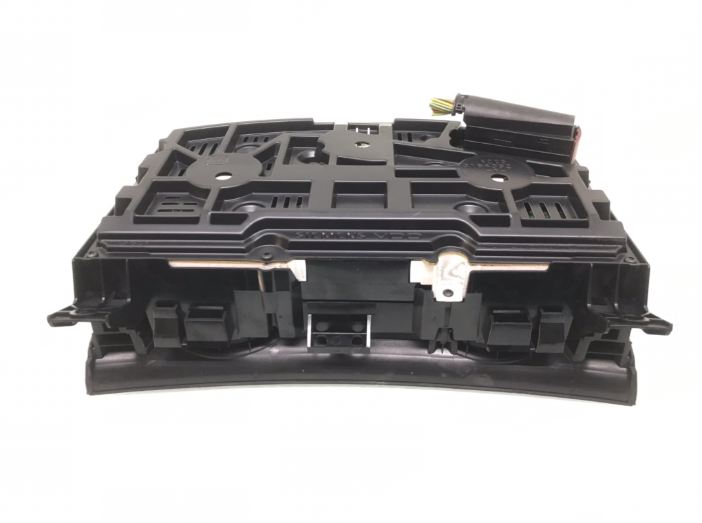 Щиток приборов (приборная панель) бу для Opel Astra H 1.4 i,  2009 г.