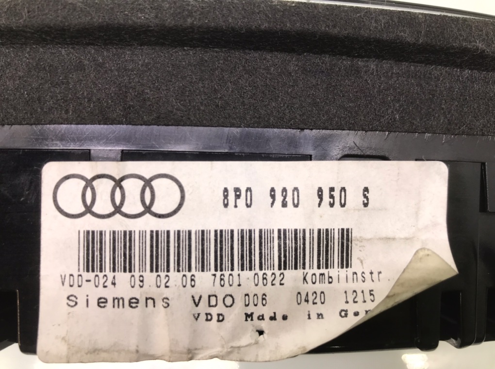 Щиток приборов (приборная панель) бу для Audi A3 8P 1.9 TDi,  2006 г.