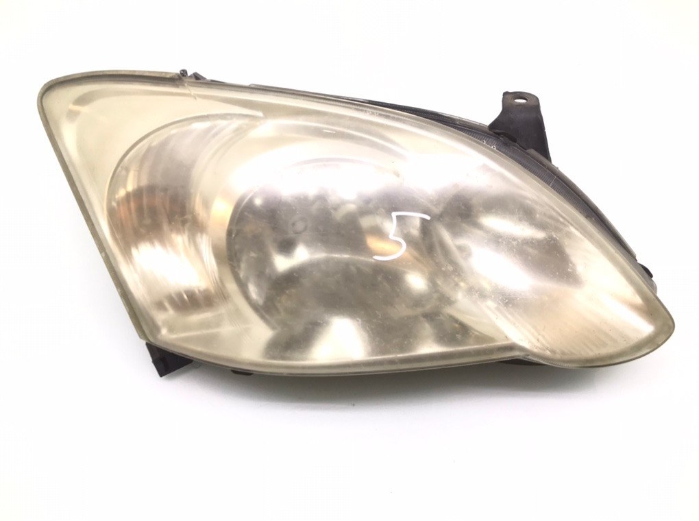 Фара правая бу для Toyota Corolla 2.0 D-4D, 2005 г.