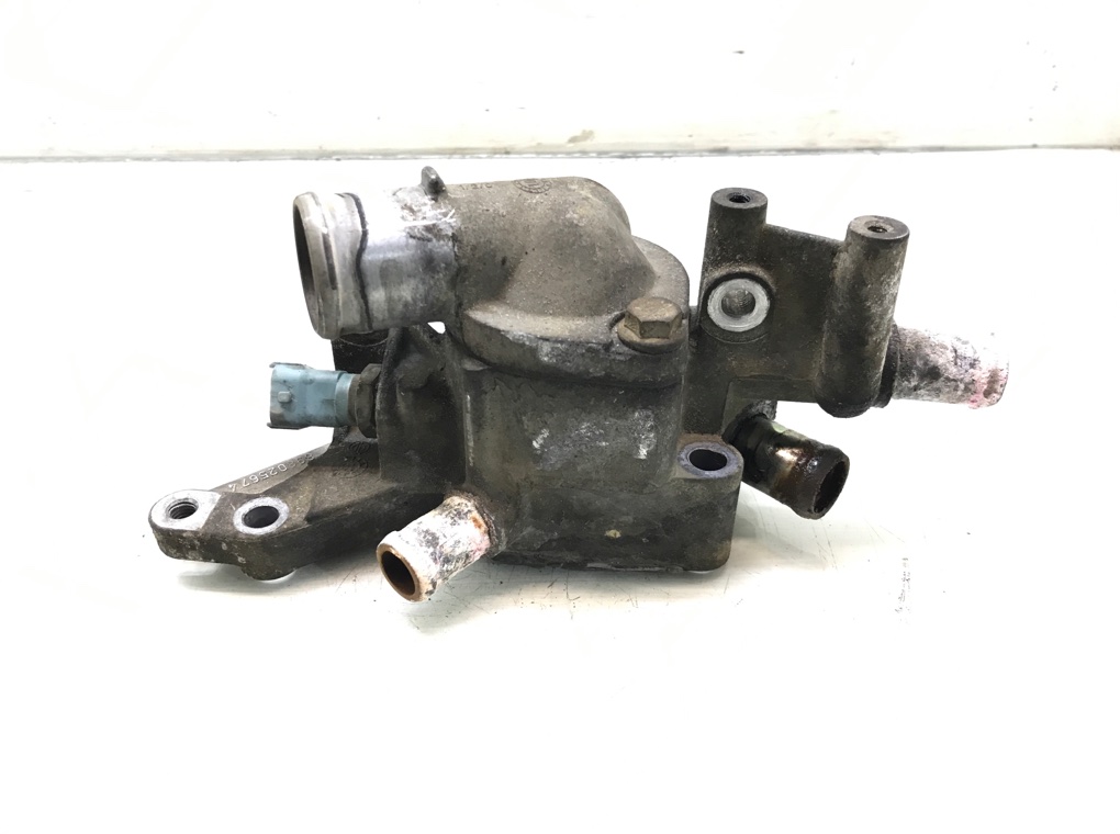 Корпус термостата бу для Opel Astra H 1.7 CDTi,  2010 г.