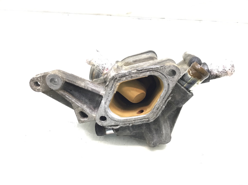 Корпус термостата бу для Opel Astra H 1.7 CDTi,  2010 г.