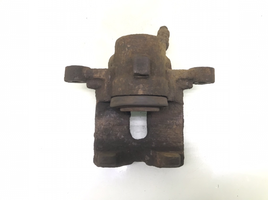 Суппорт задний левый бу для Toyota Corolla  2.0 D-4D,  2006 г.