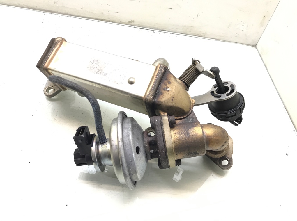 Клапан EGR бу для BMW 3 E90/E91/E92/E93 2.0 TD,  2008 г.