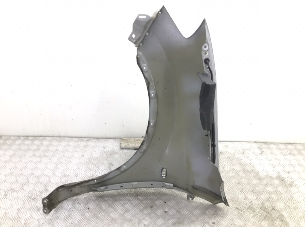 Крыло переднее правое бу для Nissan Qashqai  1.5 DCi,  2010 г.
