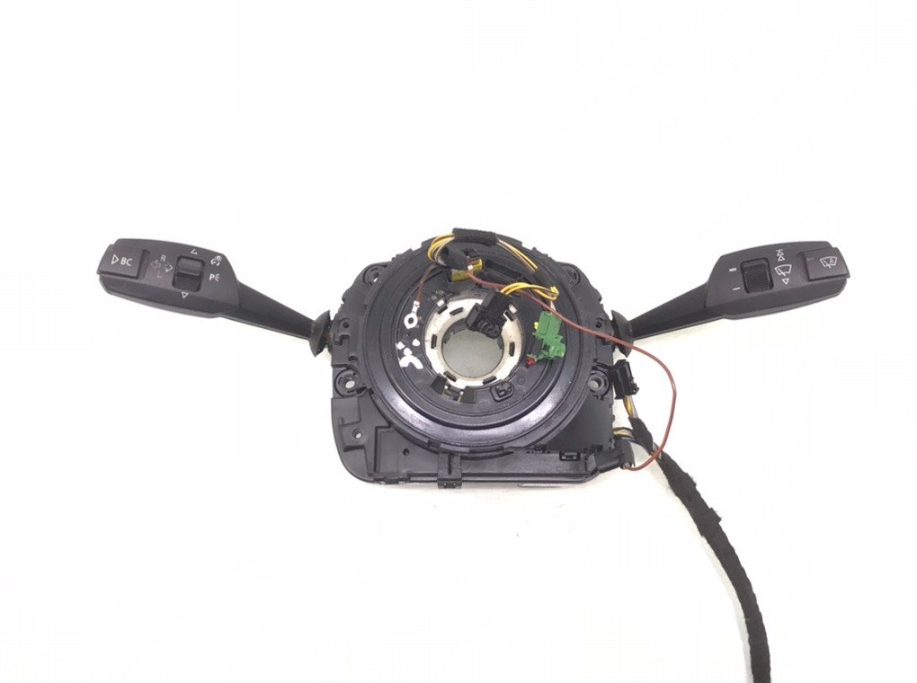 Переключатель подрулевой (стрекоза) бу для BMW 1 E87/E81/E82/E88 2.0 TD, 2005 г.