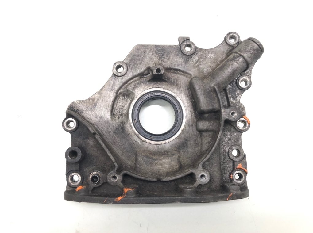 Насос масляный бу для Peugeot 1007  1.4 HDi,  2008 г.