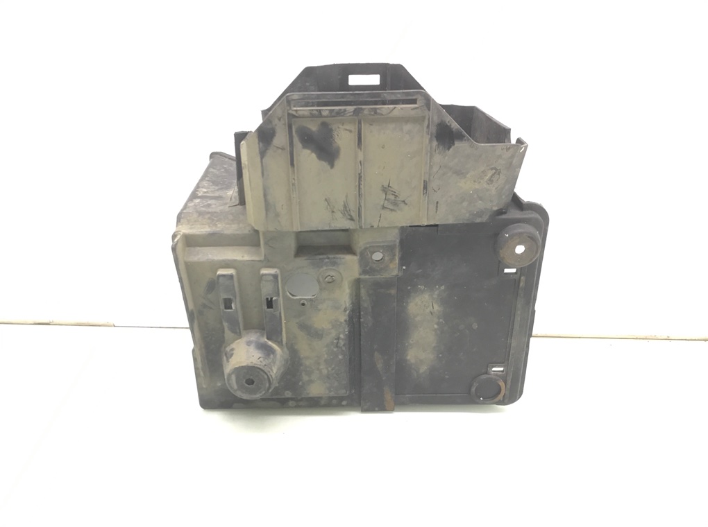 Полка аккумулятора бу для Ford Focus 2 1.6 i,  2008 г.