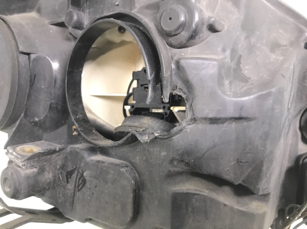 Фара левая бу для Ford Focus 2 1.6 TDCi,  2008 г.