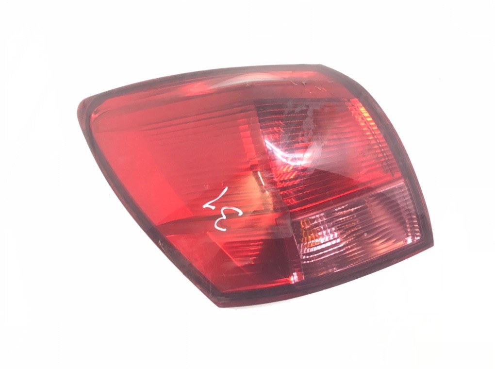 Фонарь задний левый бу для Nissan Qashqai 1.5 DCi, 2008 г.