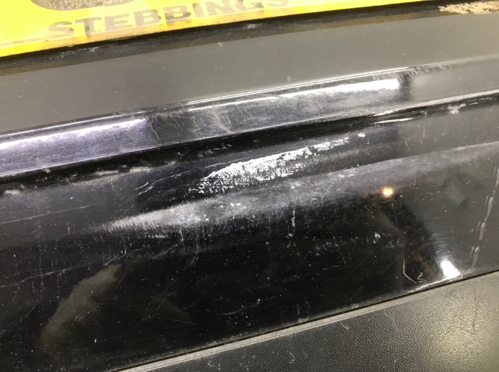 Бампер задний бу для Volkswagen Polo 4 1.2 i,  2003 г.