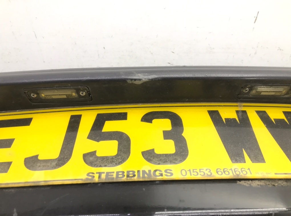 Бампер задний бу для Volkswagen Polo 4 1.2 i,  2003 г.