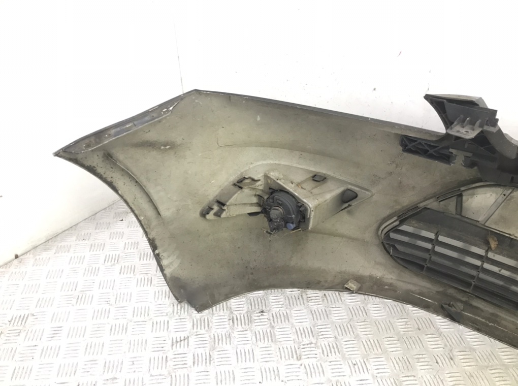 Бампер передний бу для Ford Focus 2 1.6 TDCi, 2008 г. Бампер передний бу для Ford Focus 2 1.6 TDCi, 2008 г.