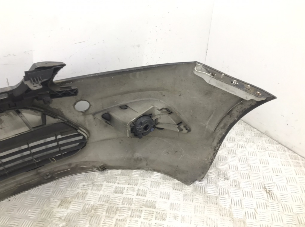 Бампер передний бу для Ford Focus 2 1.6 TDCi, 2008 г. Бампер передний бу для Ford Focus 2 1.6 TDCi, 2008 г.