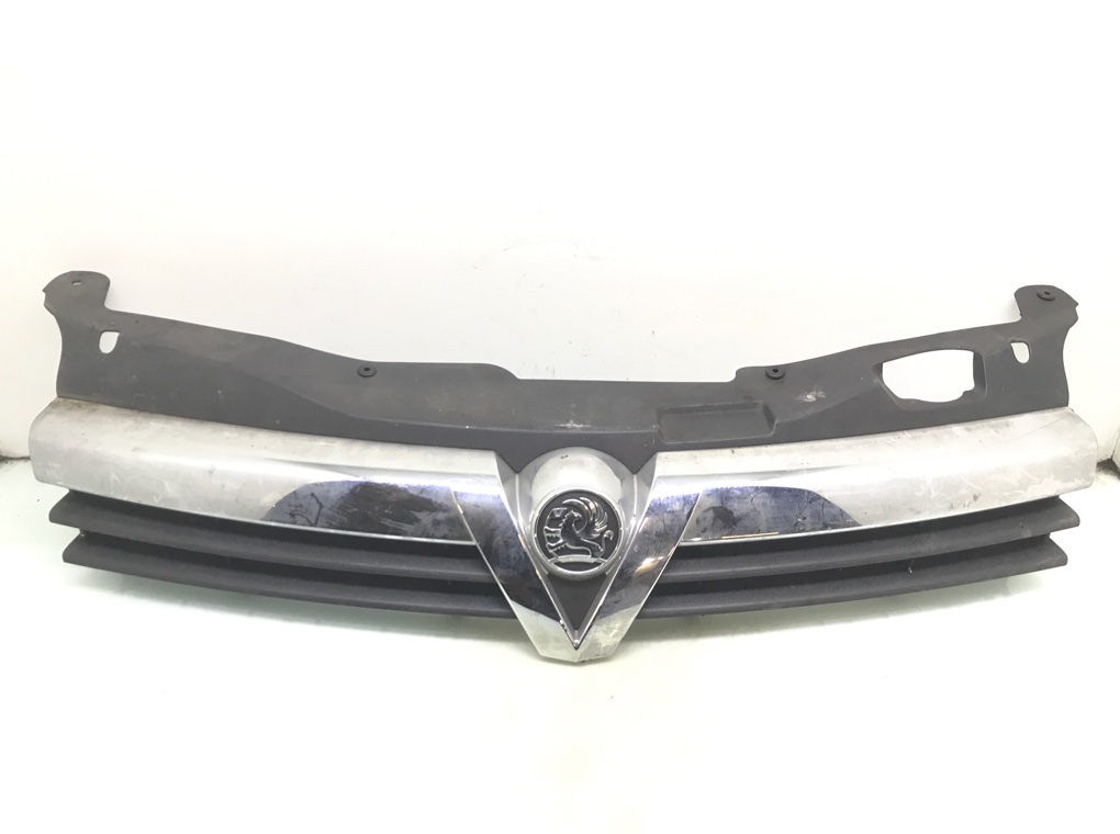 Решетка радиатора бу для Opel Astra H 1.6 i, 2004 г.