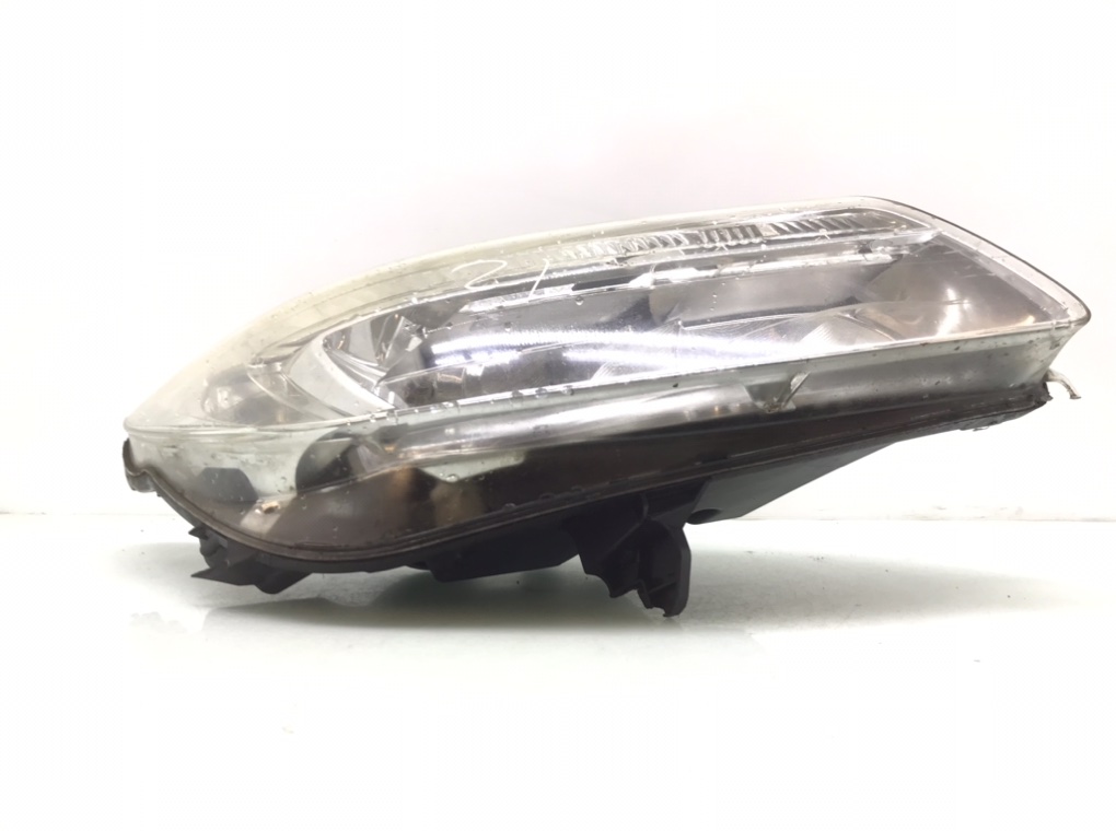 Фара правая бу для Opel Insignia  1.8 i,  2009 г.