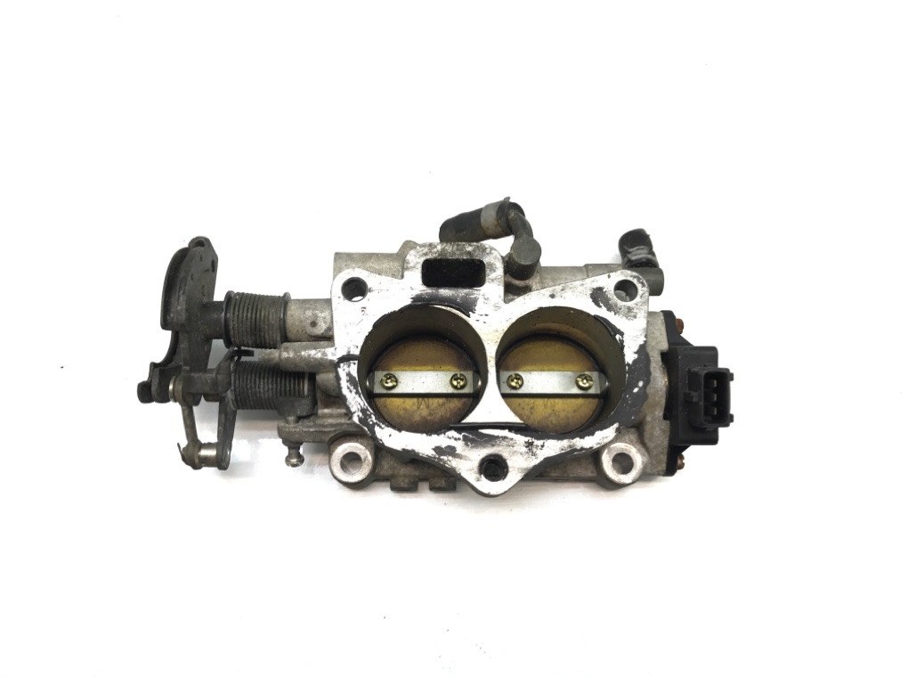 Заслонка дроссельная бу для Kia Sportage 2.0 i, 1997 г.