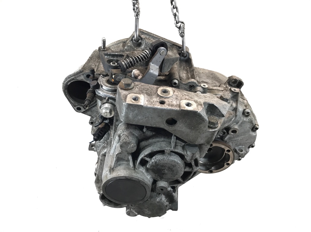 КПП механическая (МКПП) бу для Volkswagen Golf 5 2.0 TFSI,  2006 г.
