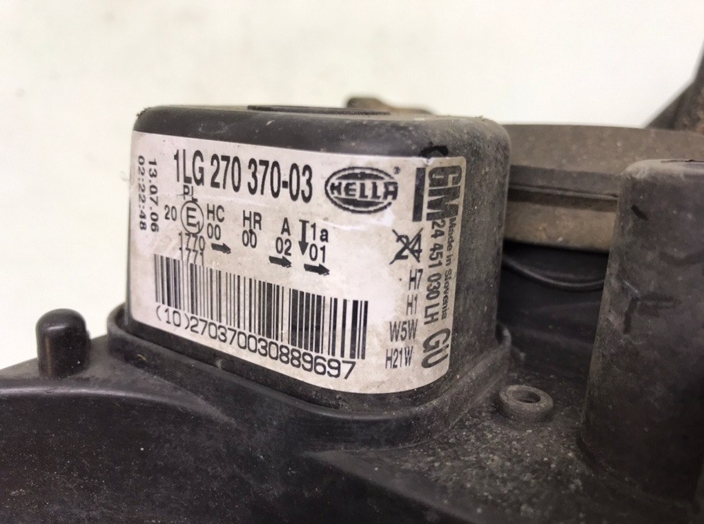 1LG27037003 Фара левая Opel Astra H 2007 , 24451030