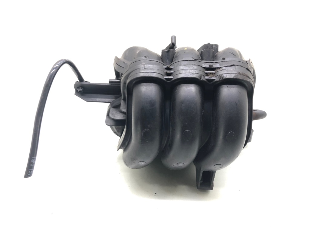 Коллектор впускной бу для Peugeot 107  1.0 i,  2008 г.