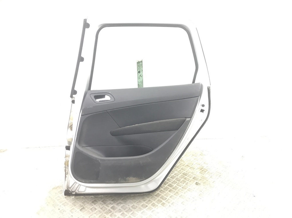 Дверь задняя правая бу для Peugeot 308 T7 1.6 HDi,  2012 г.