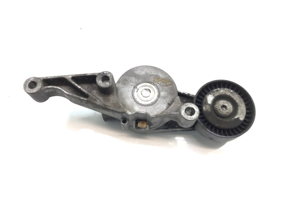 Натяжитель ремня генератора бу для Volkswagen Passat B6 1.9 TDi, 2005 г.