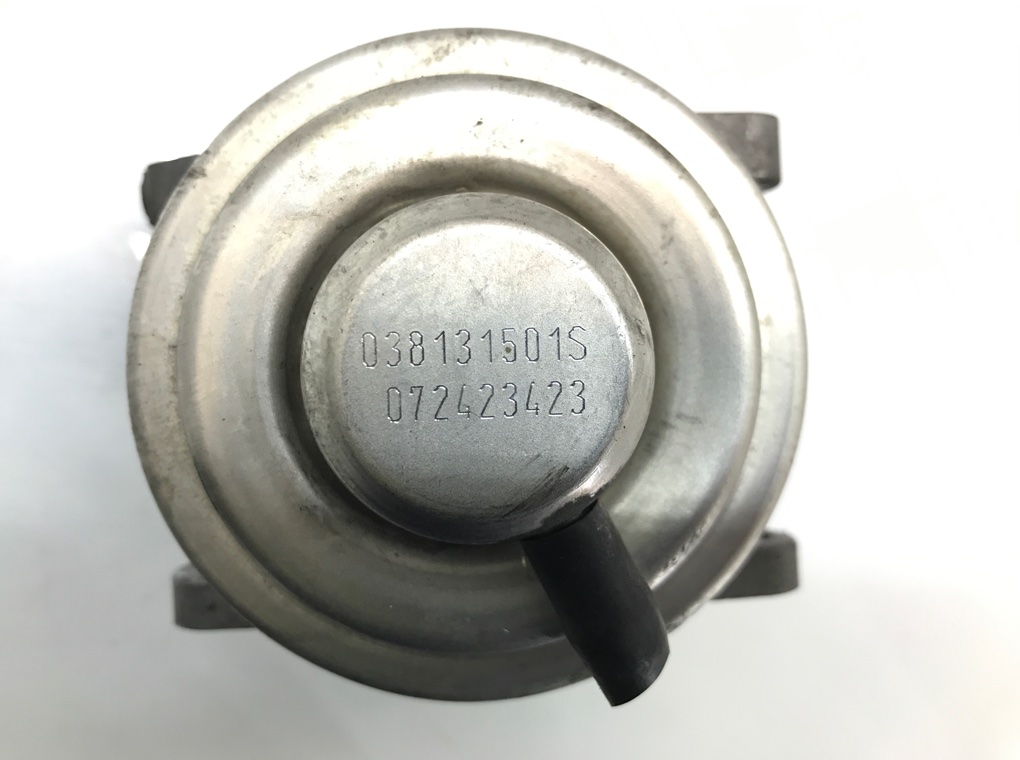 Клапан EGR бу для Volkswagen Golf 5 1.9 TDi,  2004 г.