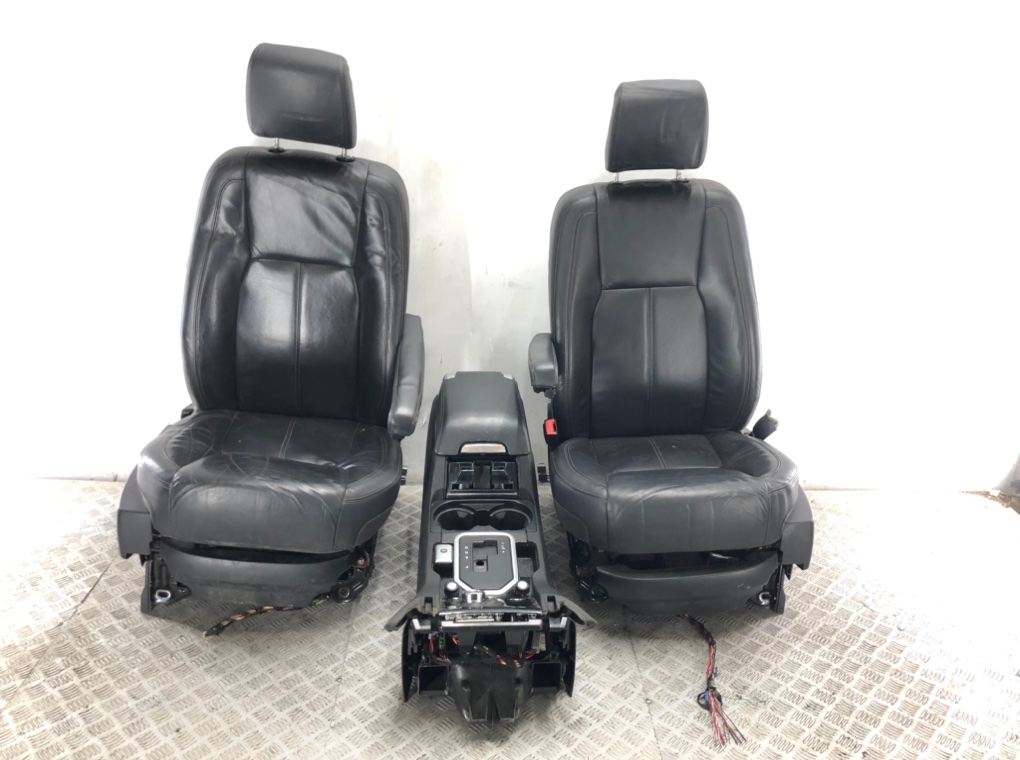 Салон (комплект сидений) бу для Land Rover Discovery 4 3.0 TD,  2010 г.