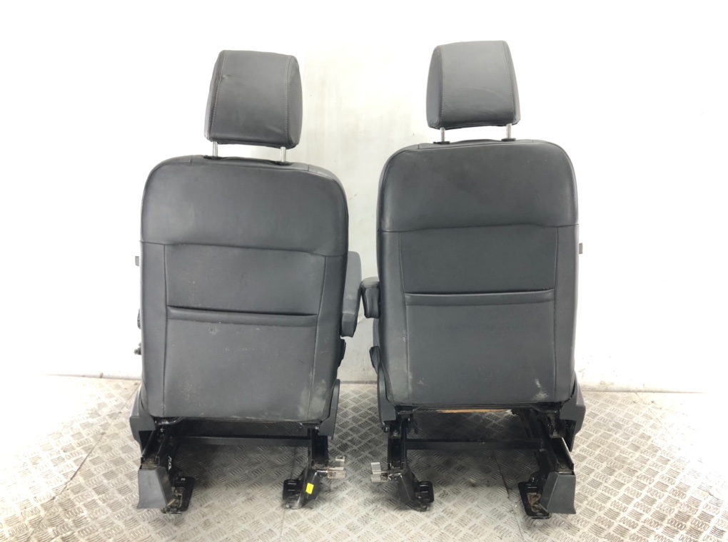 Салон (комплект сидений) бу для Land Rover Discovery 4 3.0 TD,  2010 г.