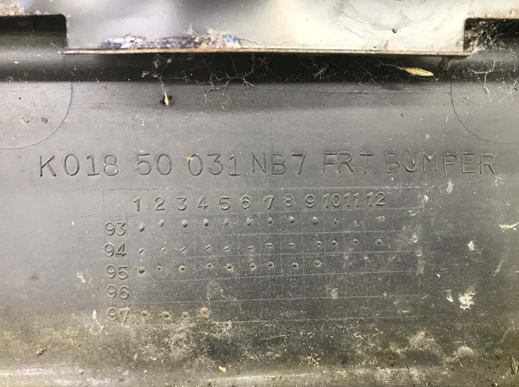 Бампер передний бу для Kia Sportage 2.0 i, 1997 г. Бампер передний бу для Kia Sportage 2.0 i, 1997 г.