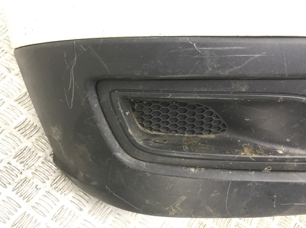 Бампер передний бу для Hyundai iLoad  2.5 CRDi,  2011 г.
