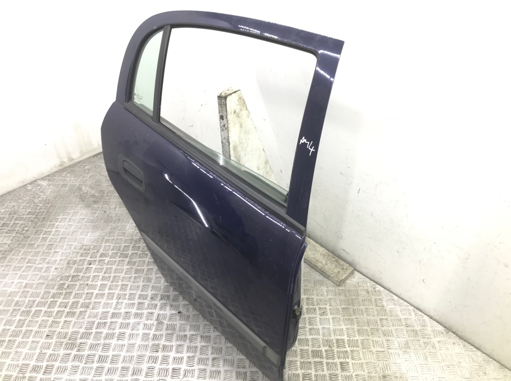 Дверь задняя правая бу для Opel Astra G 1.8 i, 2000 г. Дверь задняя правая бу для Opel Astra G 1.8 i, 2000 г.