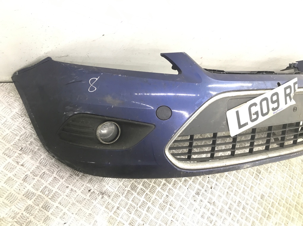 Бампер передний бу для Ford Focus 2 1.6 TDCi,  2009 г.