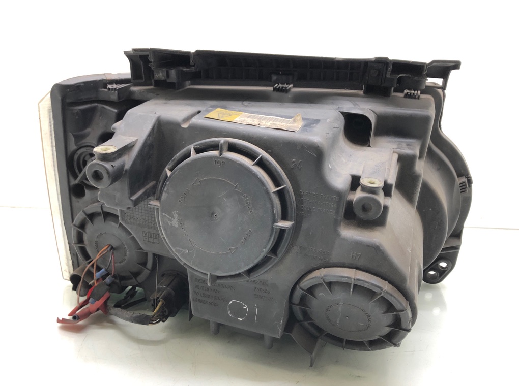 Фара левая бу для Land Rover Discovery 4 3.0 TD, 2010 г. Фара левая бу для Land Rover Discovery 4 3.0 TD, 2010 г.