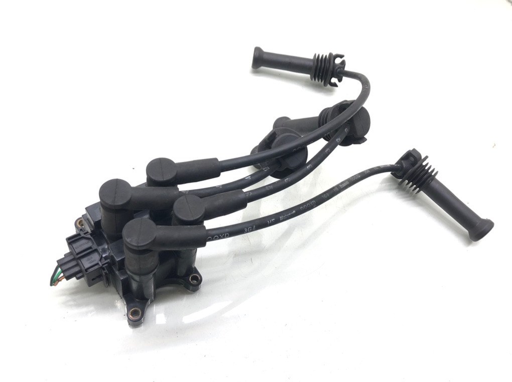 Катушка зажигания бу для Ford C-Max  1.6 i,  2005 г.