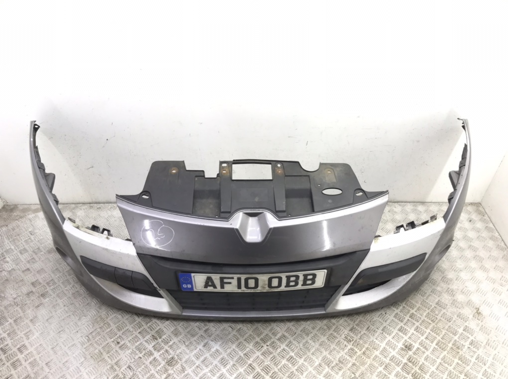 Бампер передний бу для Renault Megane 3 1.5 DCi,  2010 г.