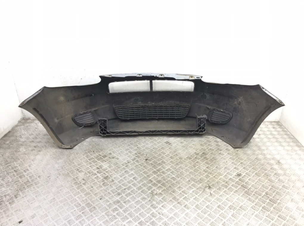 Бампер передний бу для Fiat Punto 3 1.2 i,  2006 г.