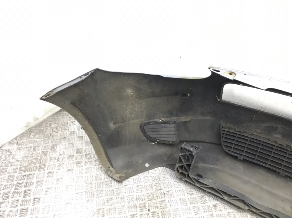 Бампер передний бу для Fiat Punto 3 1.2 i,  2006 г.