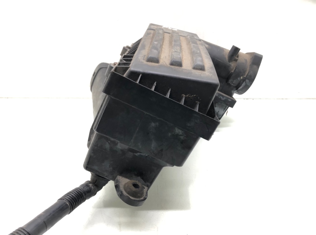 Корпус воздушного фильтра бу для Volkswagen Passat B7 2.0 TDi,  2012 г.