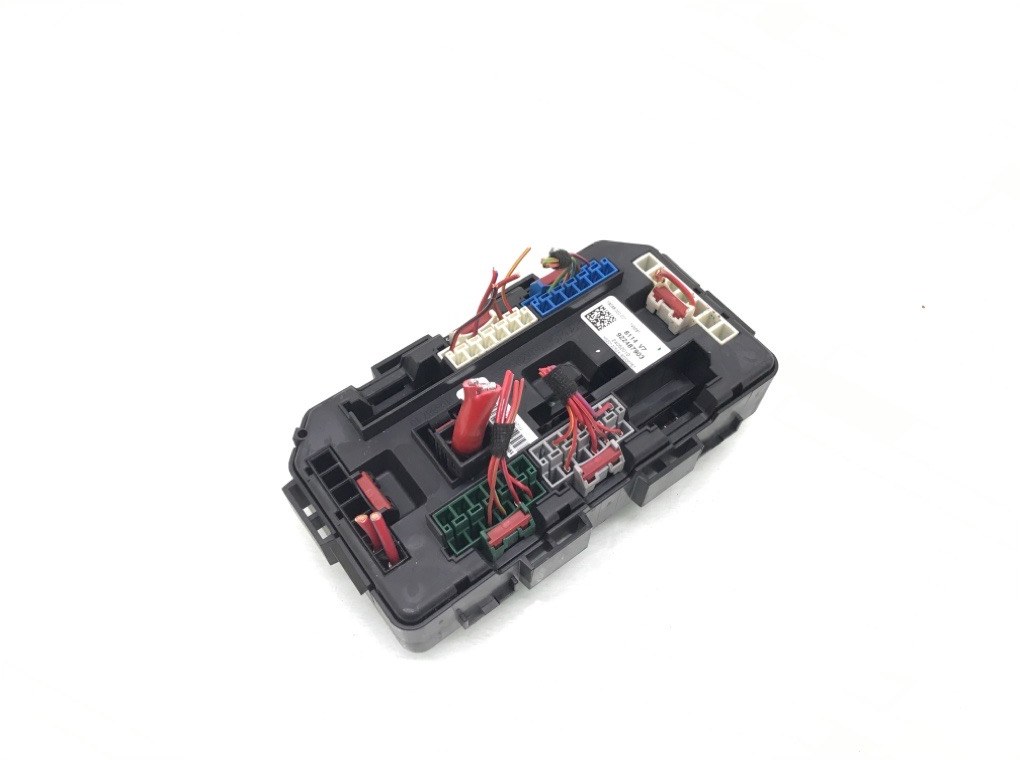 Блок предохранителей бу для BMW 1 F20/F21 2.0 TD,  2012 г.