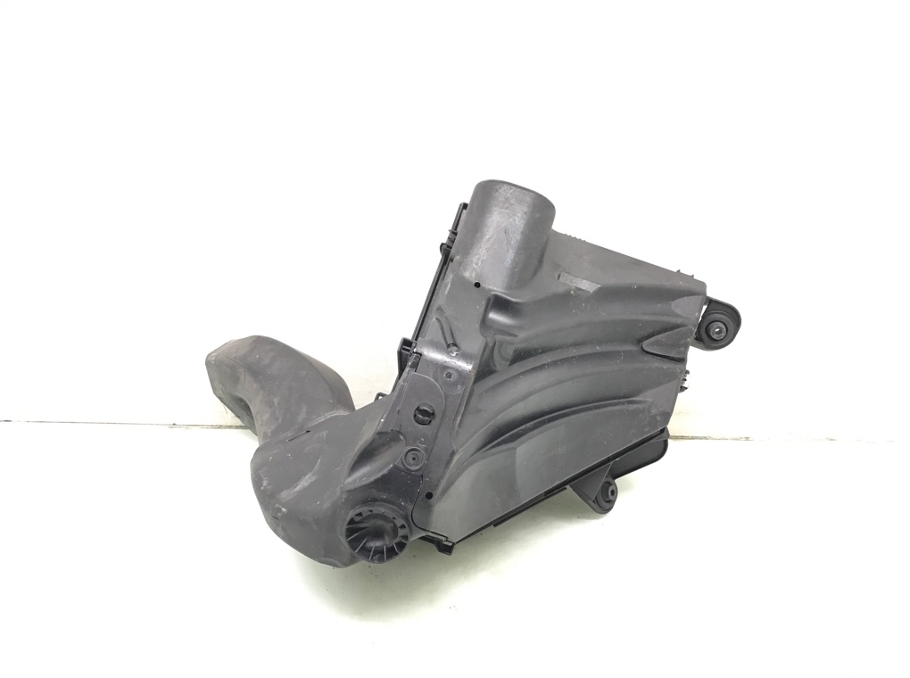 Корпус воздушного фильтра бу для BMW 1 E87/E81/E82/E88 2.0 TD,  2010 г.