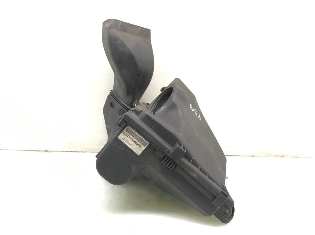 Корпус воздушного фильтра бу для BMW 1 E87/E81/E82/E88 2.0 TD,  2010 г.
