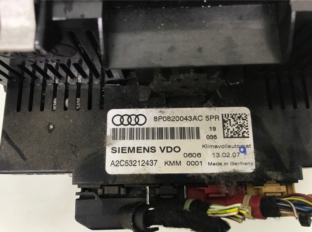 Блок управления печки/климат-контроля бу для Audi A3 8P 2.0 TDi,  2007 г.