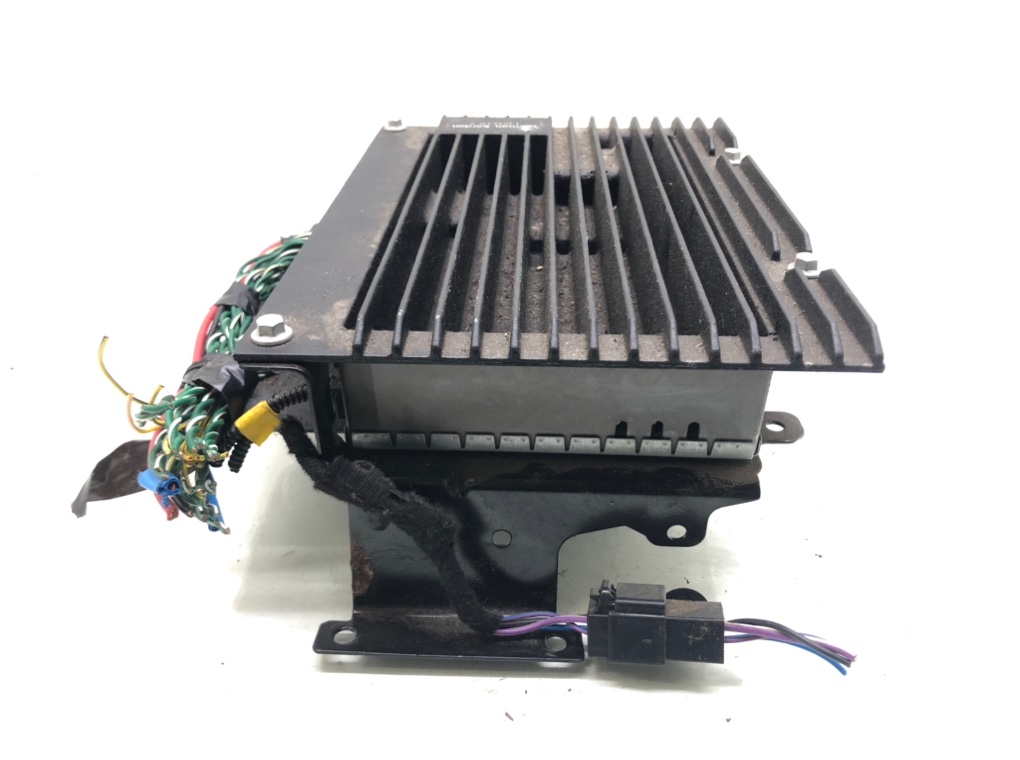 Усилитель музыкальный бу для Land Rover Discovery 4 3.0 TD,  2010 г.