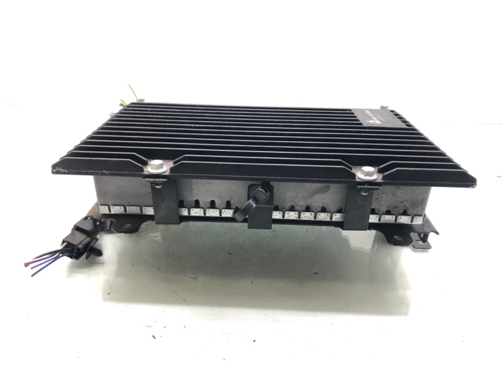 Усилитель музыкальный бу для Land Rover Discovery 4 3.0 TD,  2010 г.