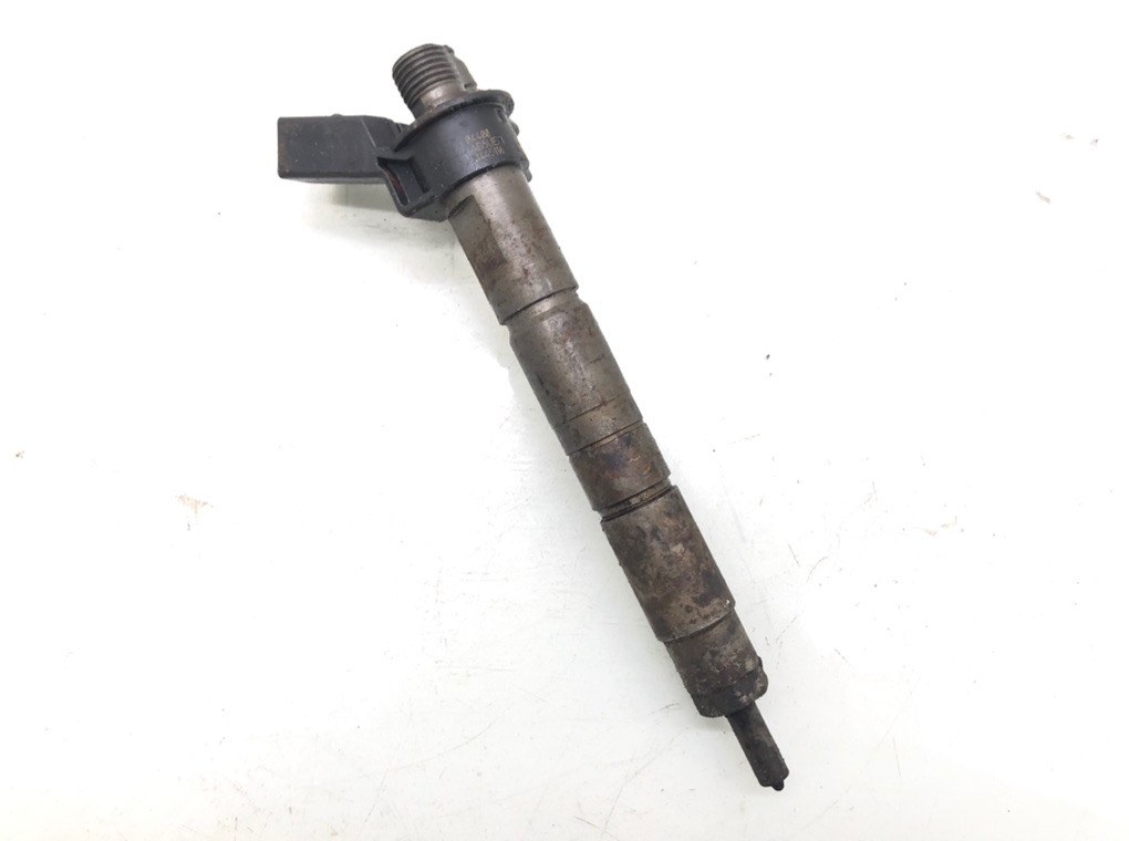 Форсунка бу для BMW 3 E90/E91/E92/E93 2.0 TD, 2008 г.