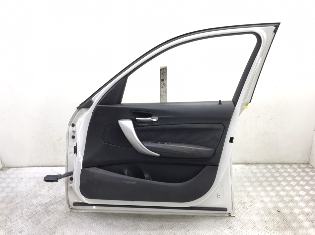 Дверь передняя правая бу для BMW 1 F20/F21 2.0 TD,  2012 г.